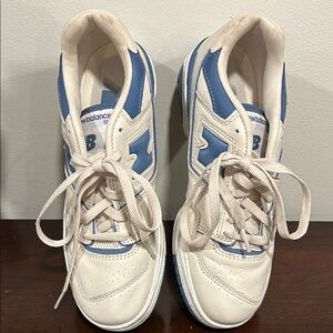 New Balance Size 8 Cream and Blue Athletic Shoes